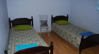 Гостиница Guest house Sominka 17 Тверь Бюджетный двухместный номер с 2 отдельными кроватями-1